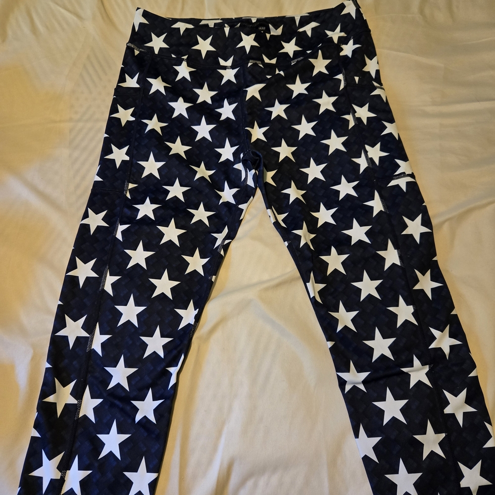Constantly Varied Gear Blue Stars Pattern Capris